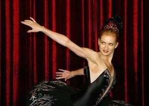 Kolesnikova Irina (Principal Dancer)<BR>