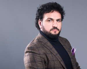 Ayvazyan Hovhannes (Tenor)<BR> 